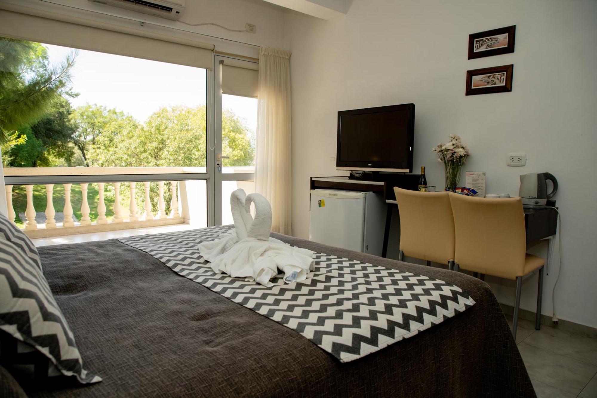 Villa La Font Apart Hotel & Spa Villa Carlos Paz Bagian luar foto